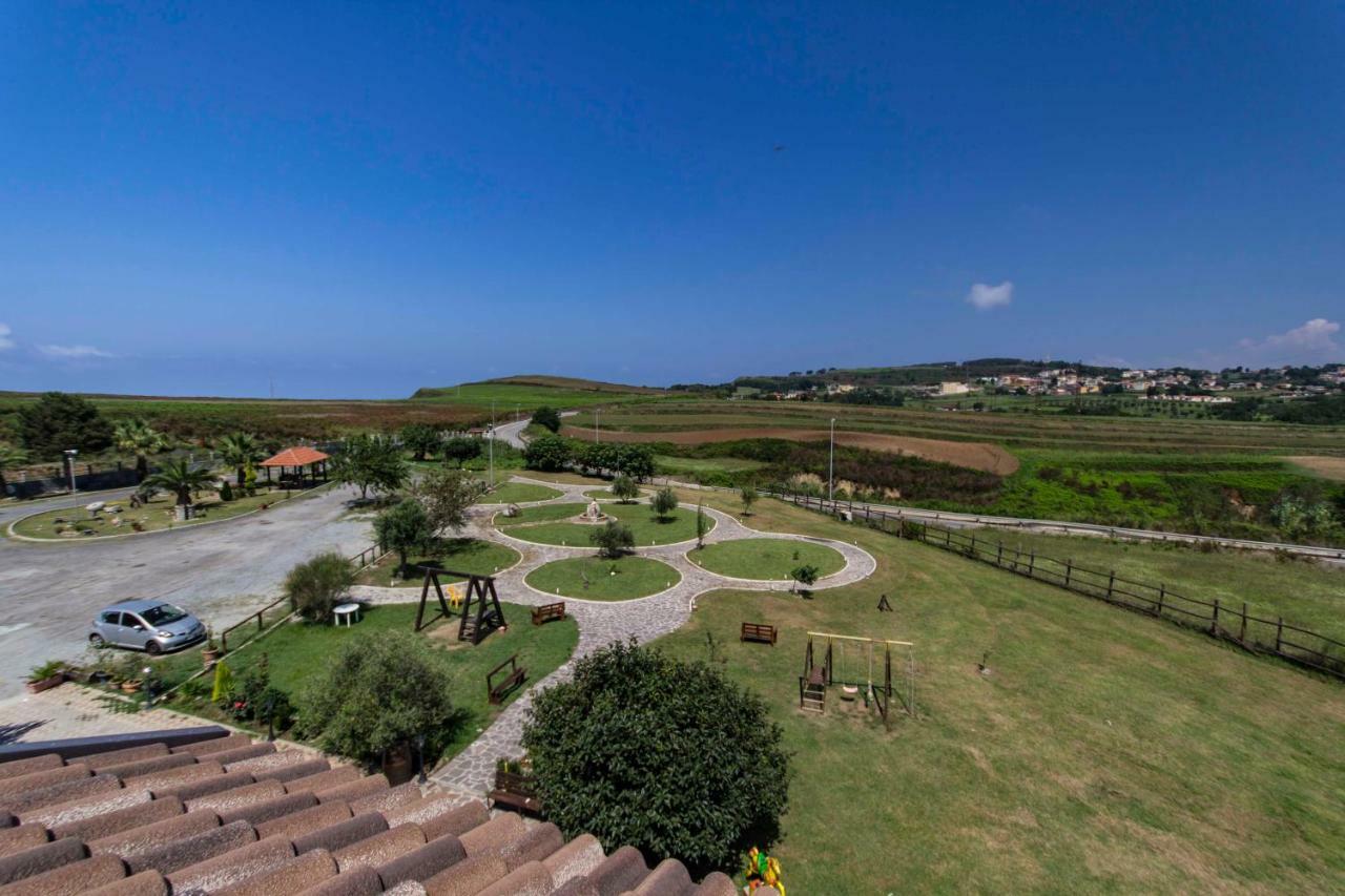 Agriturismo L'Antico Carro Seminara Luaran gambar